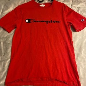 Red Champion t-shit